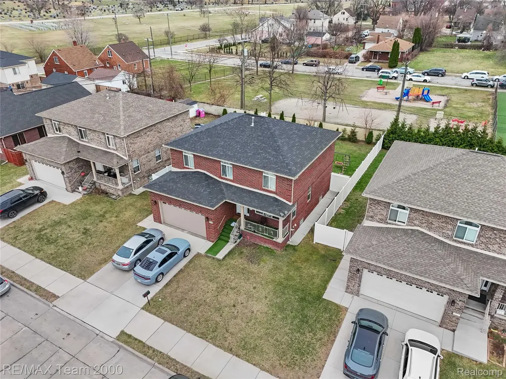 9957 Tuxedo Street Dearborn City MI 48120