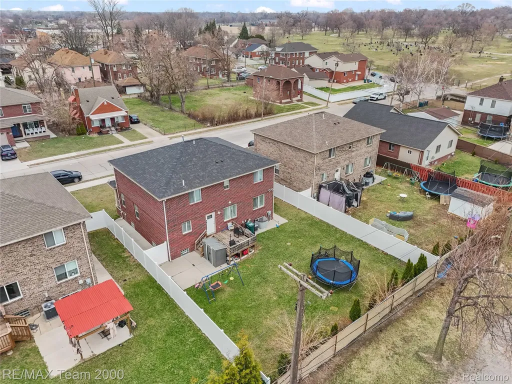 9957 Tuxedo Street Dearborn City MI 48120