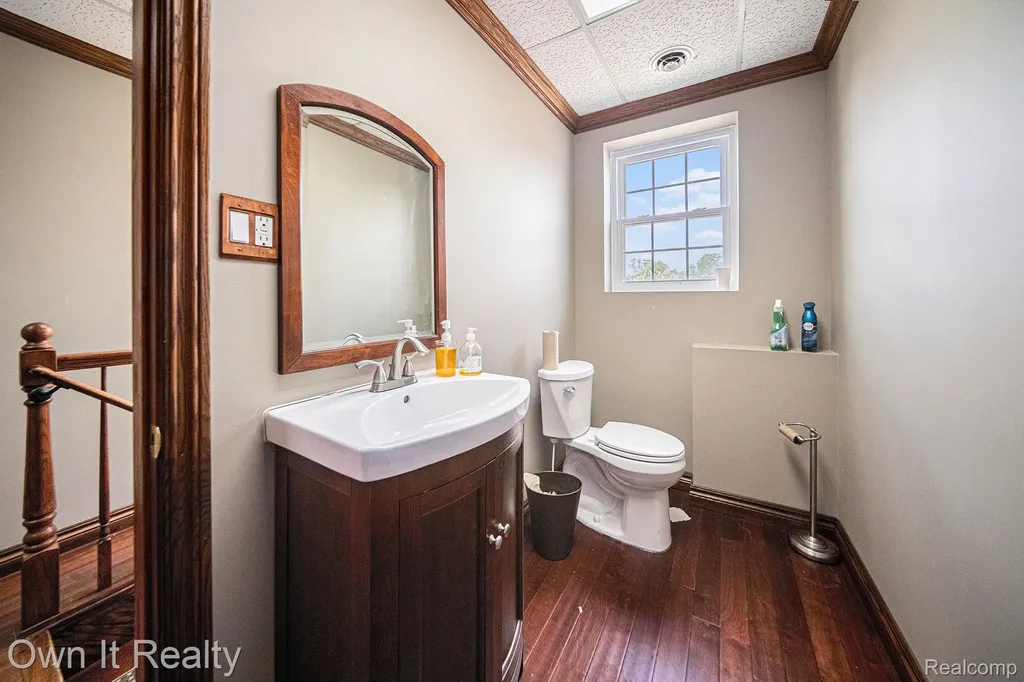 35540 W Michigan Avenue Wayne City MI 48184
