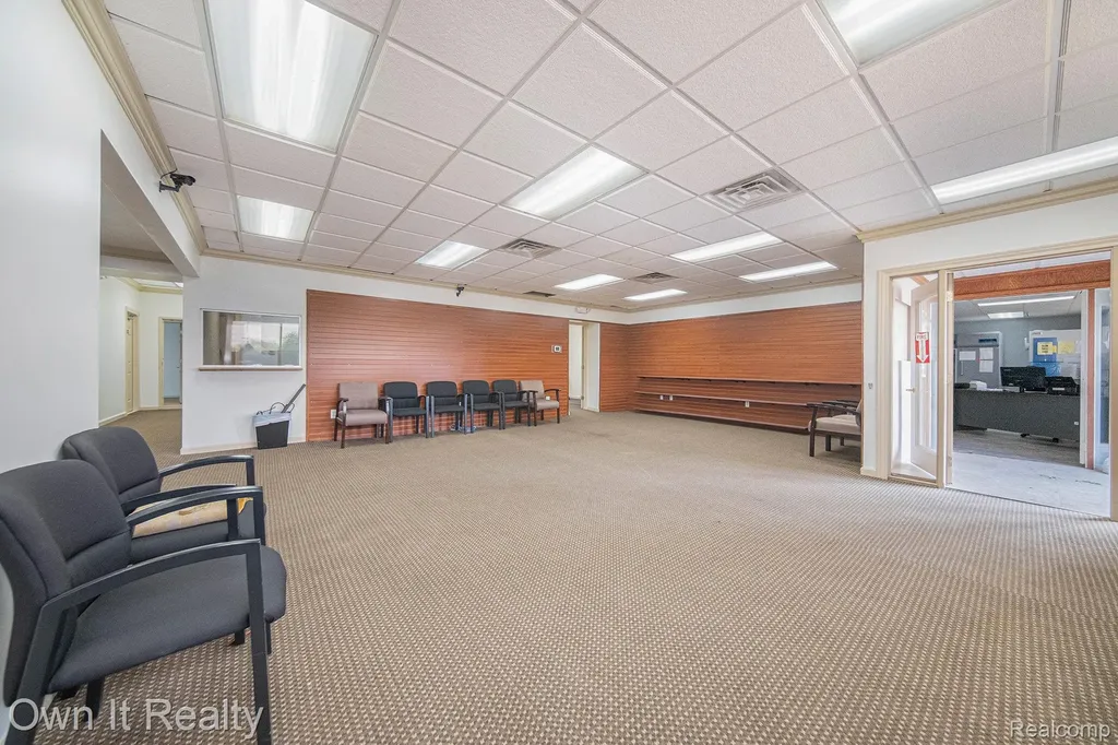 35540 W Michigan Avenue Wayne City MI 48184