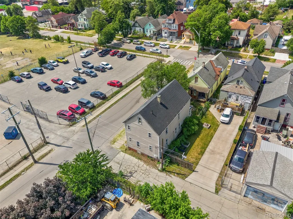 2100 Lansing Street Detroit City MI 48209