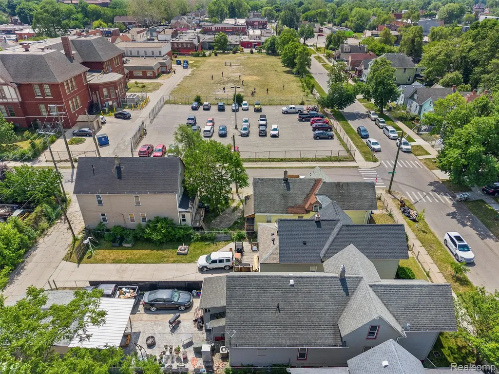 2100 Lansing Street Detroit City MI 48209