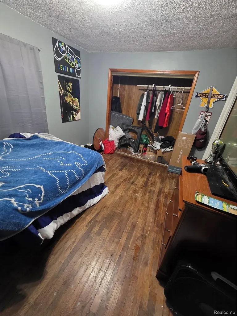 4217 Pengelly Road Flint City MI 48507