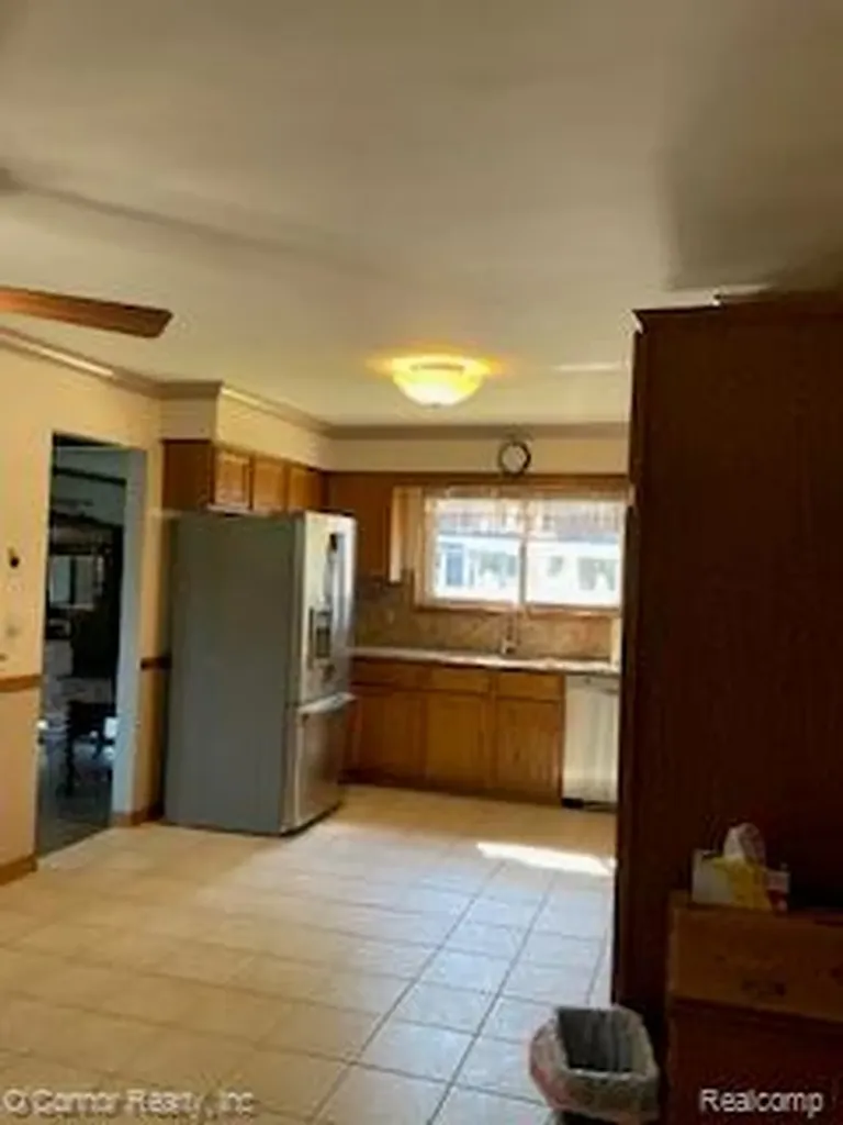39480 Baroque Boulevard Clinton Charter Township MI 48038