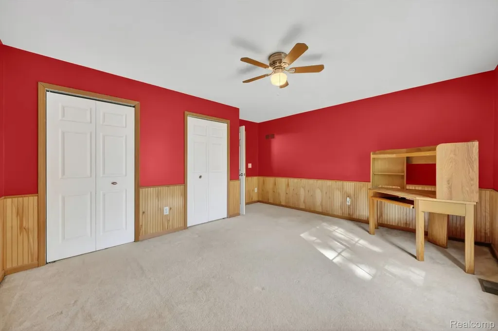 611 Thornehill Trail Oxford Village MI 48371