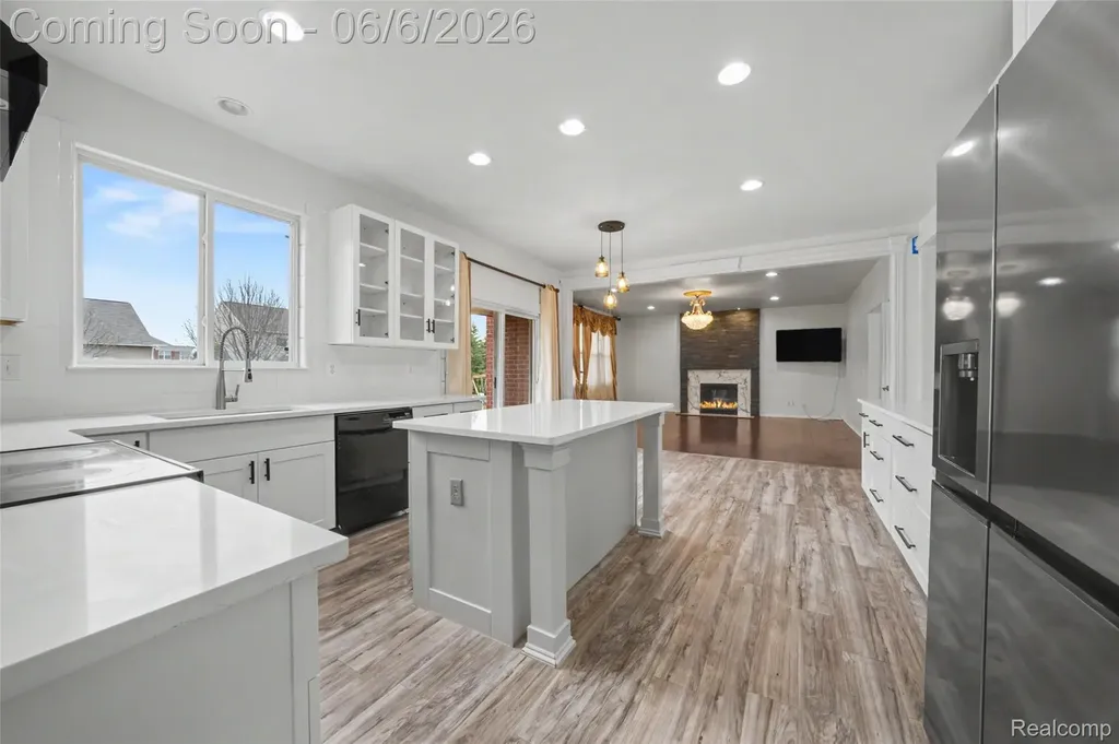 49184 Gracechurch Road Macomb Township MI 48044