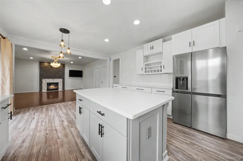 49184 Gracechurch Road Macomb Township MI 48044