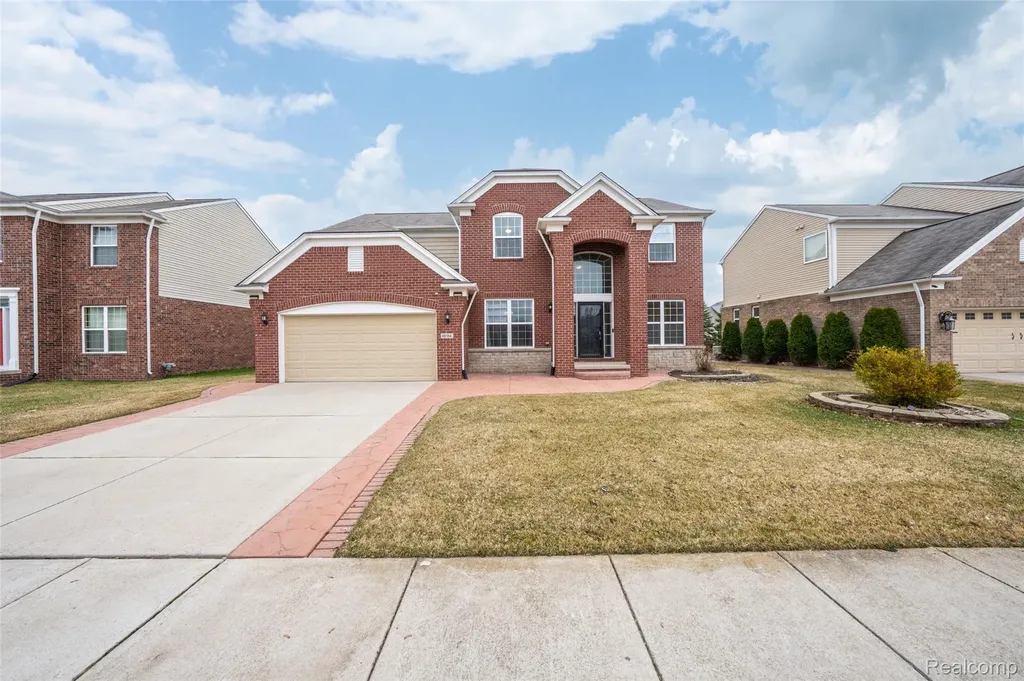 49184 Gracechurch Road Macomb Township MI 48044