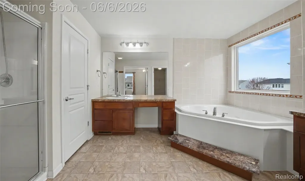 49184 Gracechurch Road Macomb Township MI 48044
