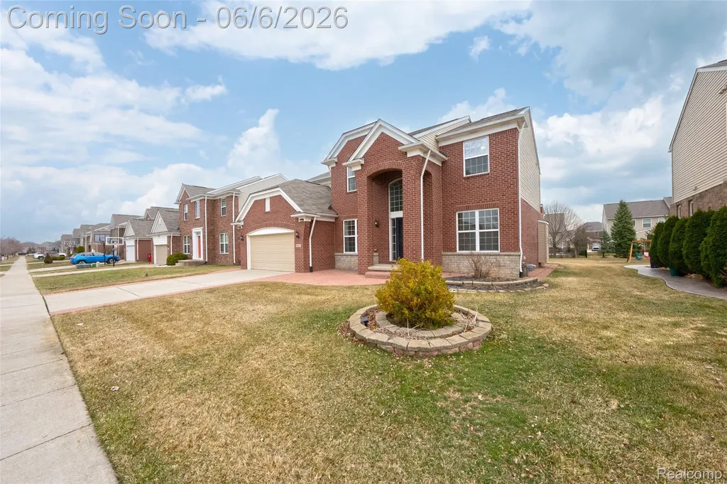49184 Gracechurch Road Macomb Township MI 48044