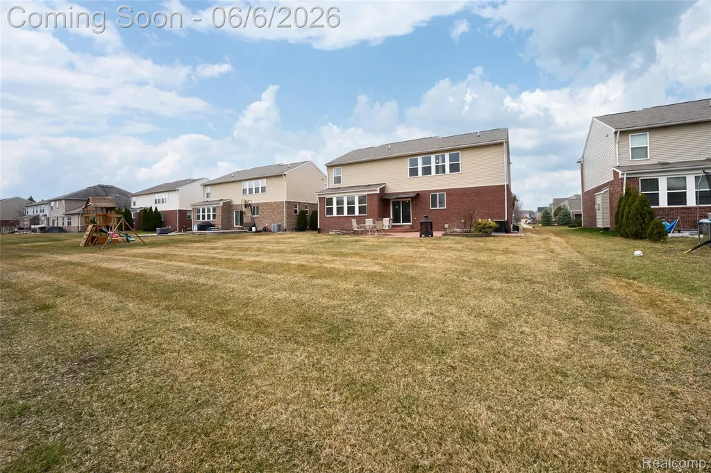 49184 Gracechurch Road Macomb Township MI 48044