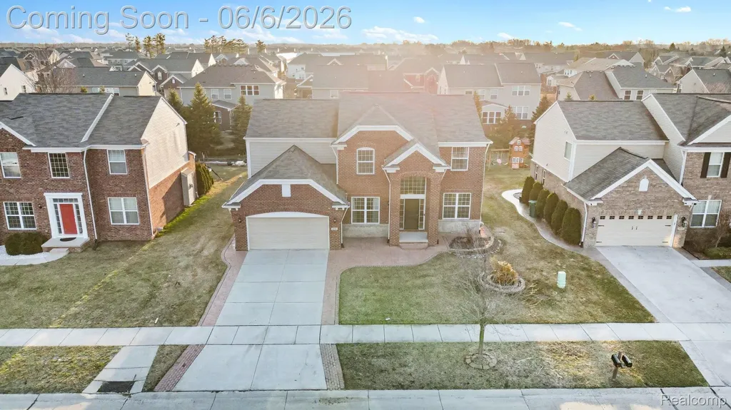 49184 Gracechurch Road Macomb Township MI 48044
