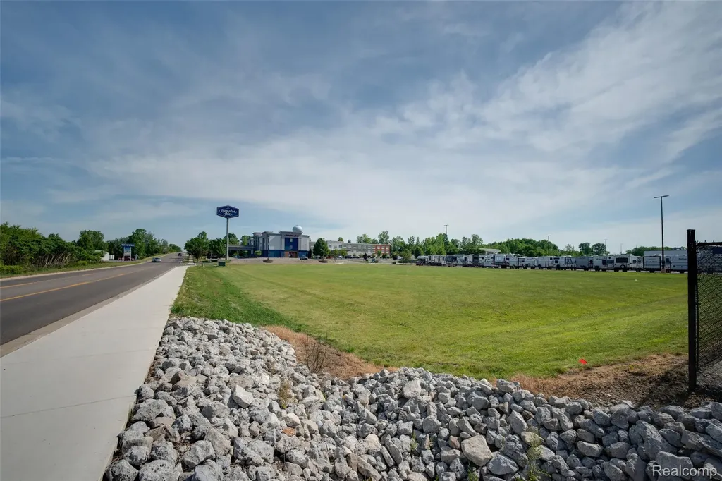 0000 N Willowbrook Road Coldwater City MI 49036