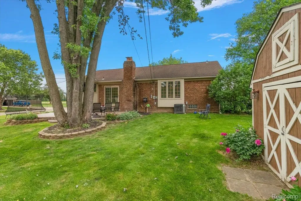 60718 Campground Road Washington Township MI 48094