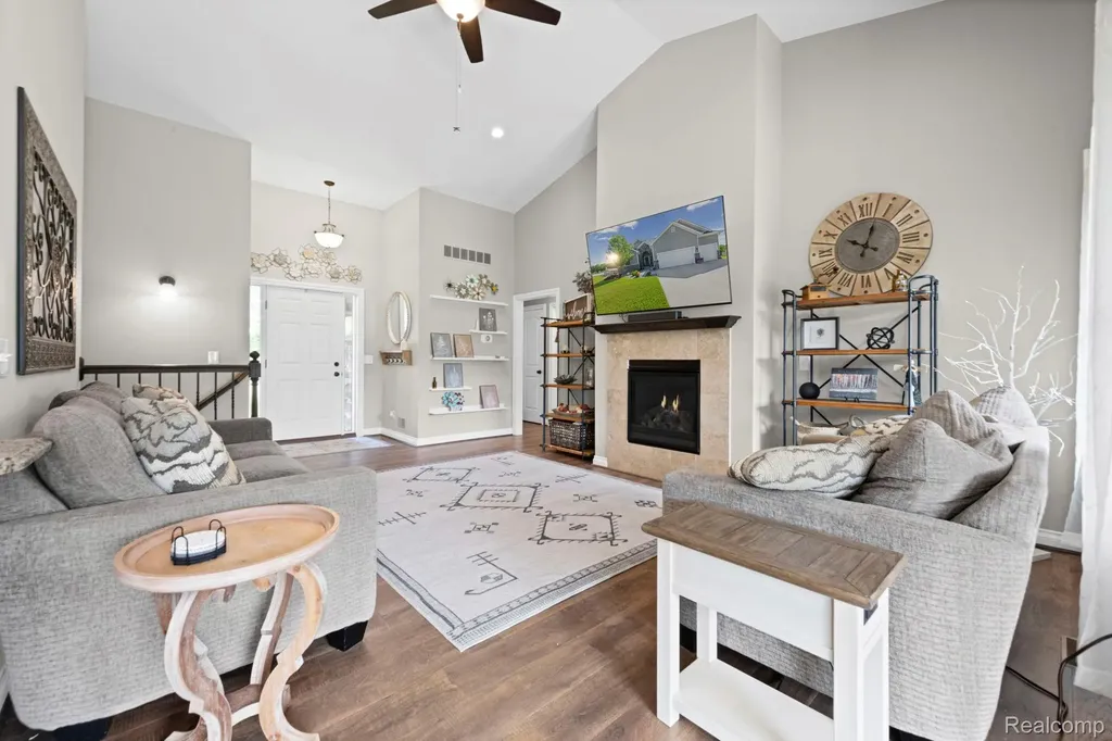 751 Nelson William Drive Brandon Charter Township MI 48462
