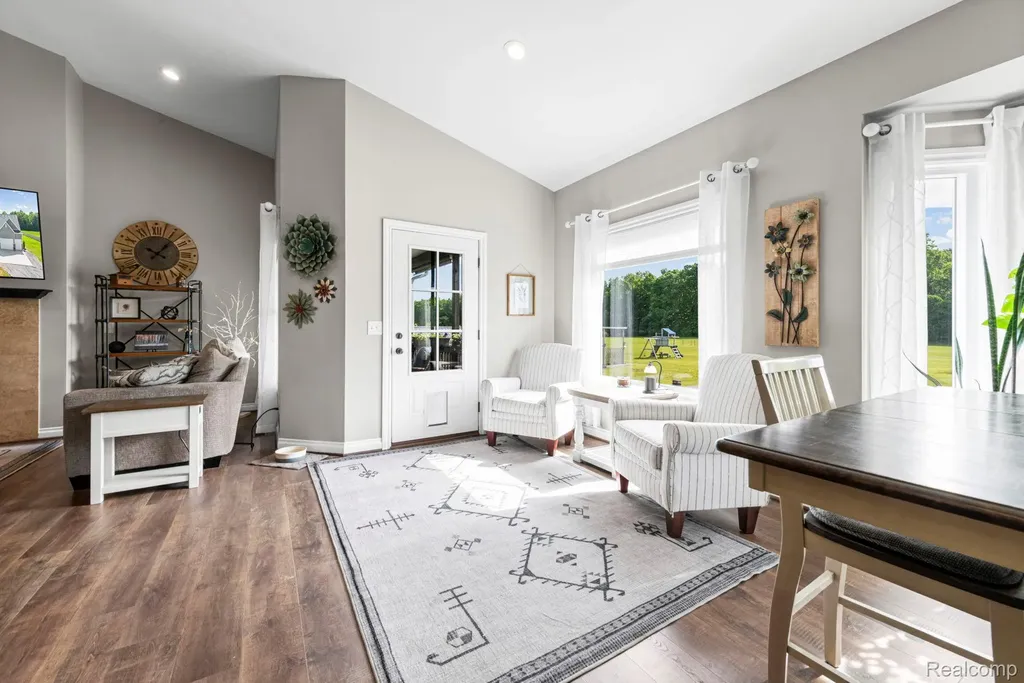 751 Nelson William Drive Brandon Charter Township MI 48462