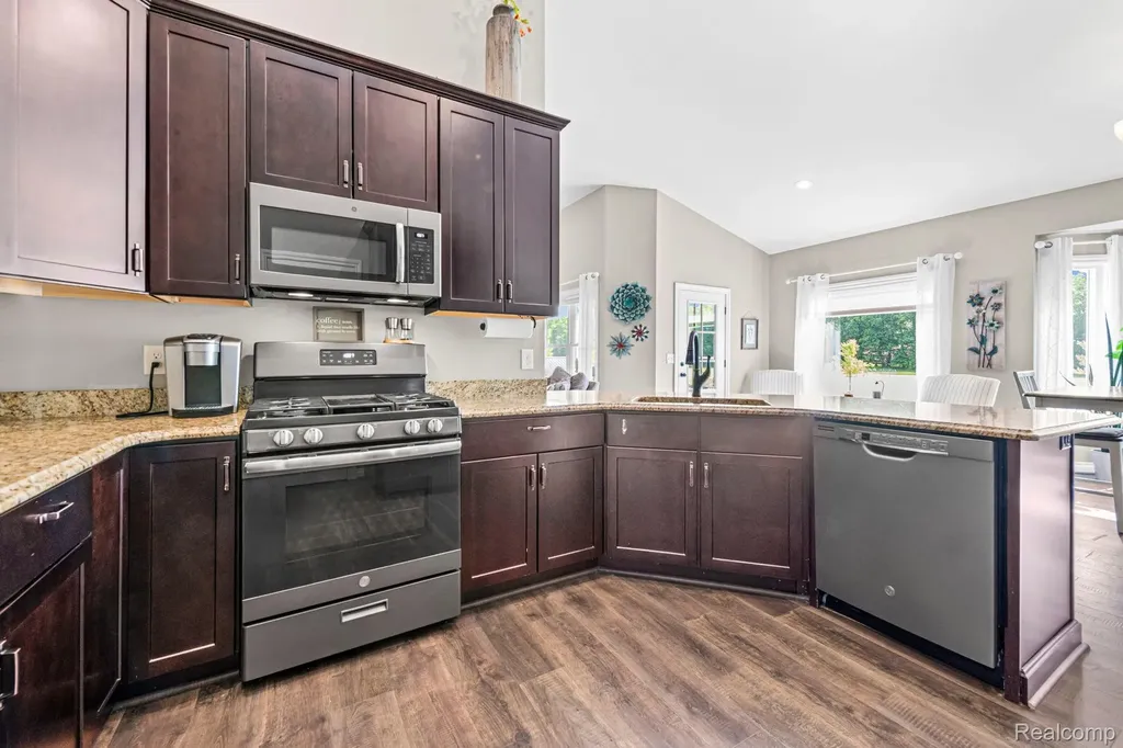 751 Nelson William Drive Brandon Charter Township MI 48462