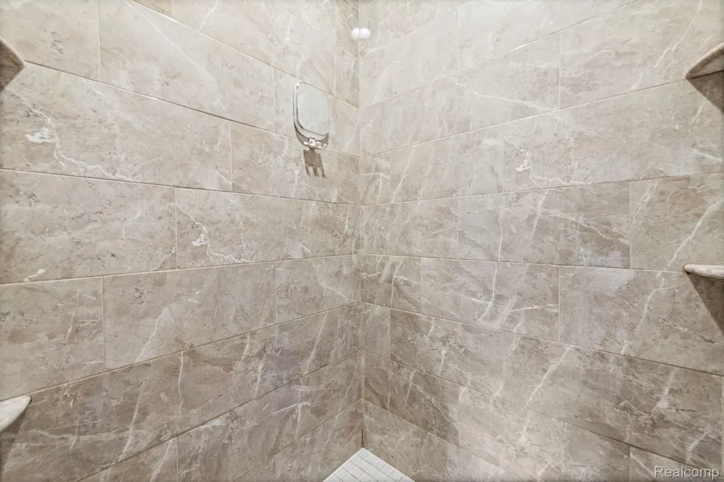 751 Nelson William Drive Brandon Charter Township MI 48462