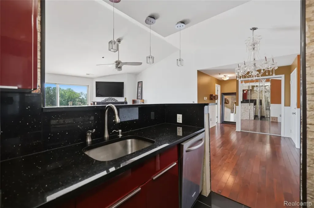 37510 Jefferson Avenue Harrison Charter Township MI 48045