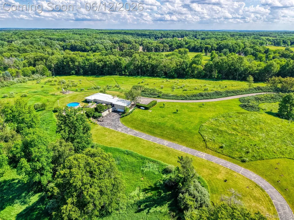 18999 Weller Road Unadilla Township MI 48137