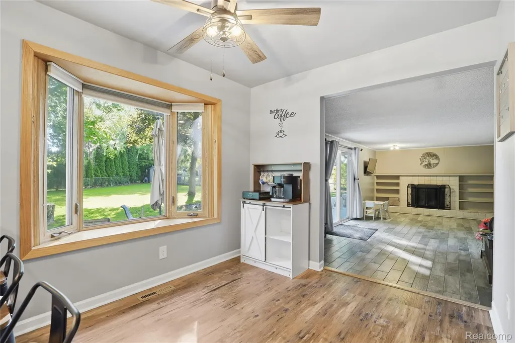 6218 Mckenzie Drive Mundy Township MI 48507