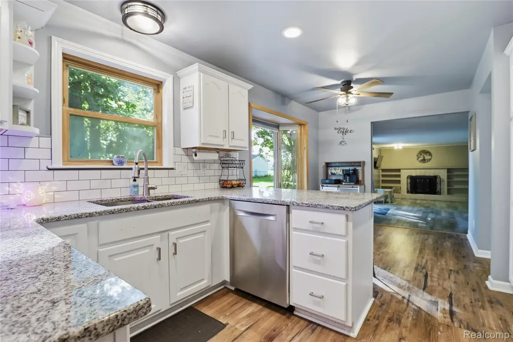 6218 Mckenzie Drive Mundy Township MI 48507