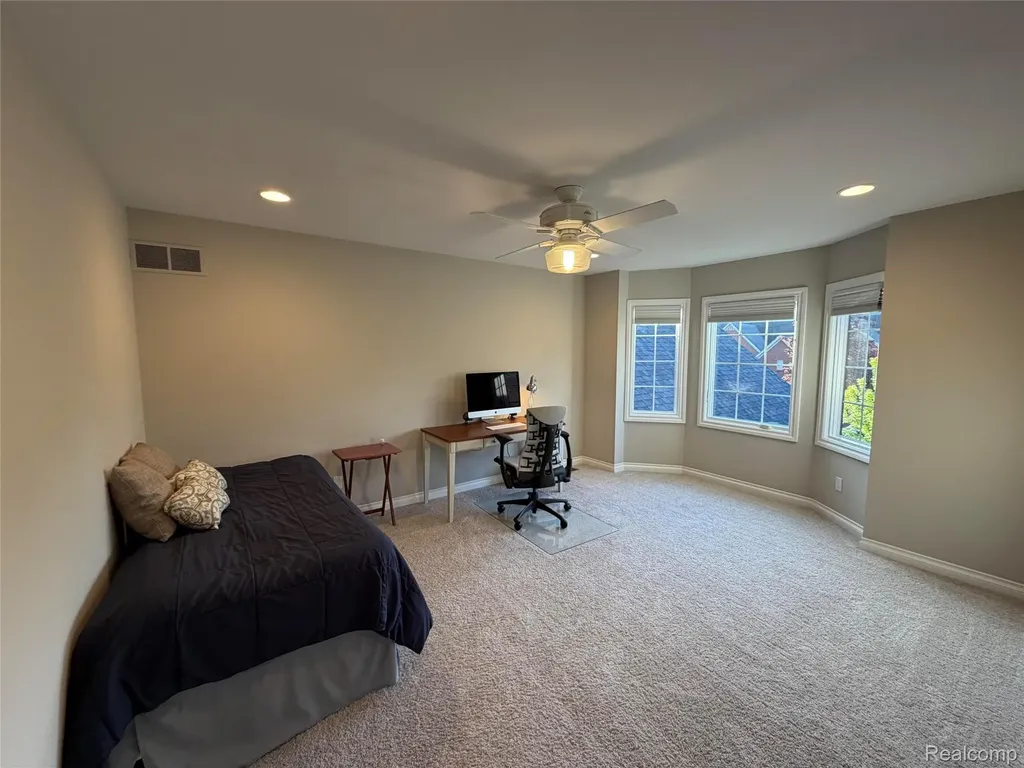 3604 Bay Harbor Drive Brighton Township MI 48114