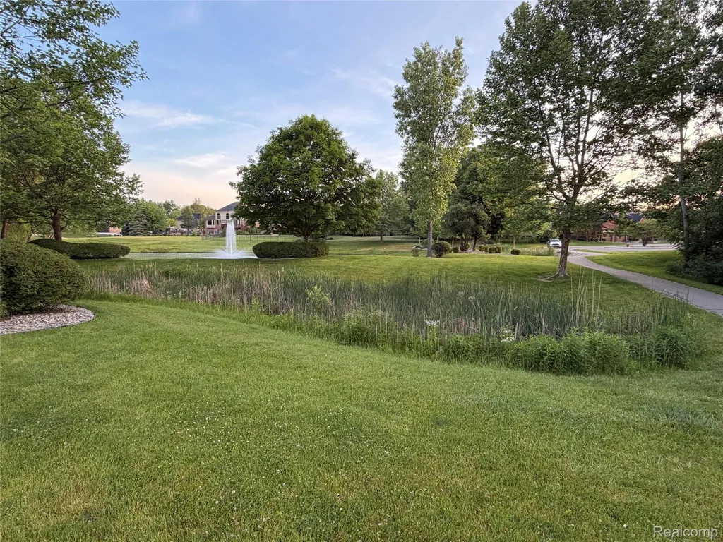 3604 Bay Harbor Drive Brighton Township MI 48114