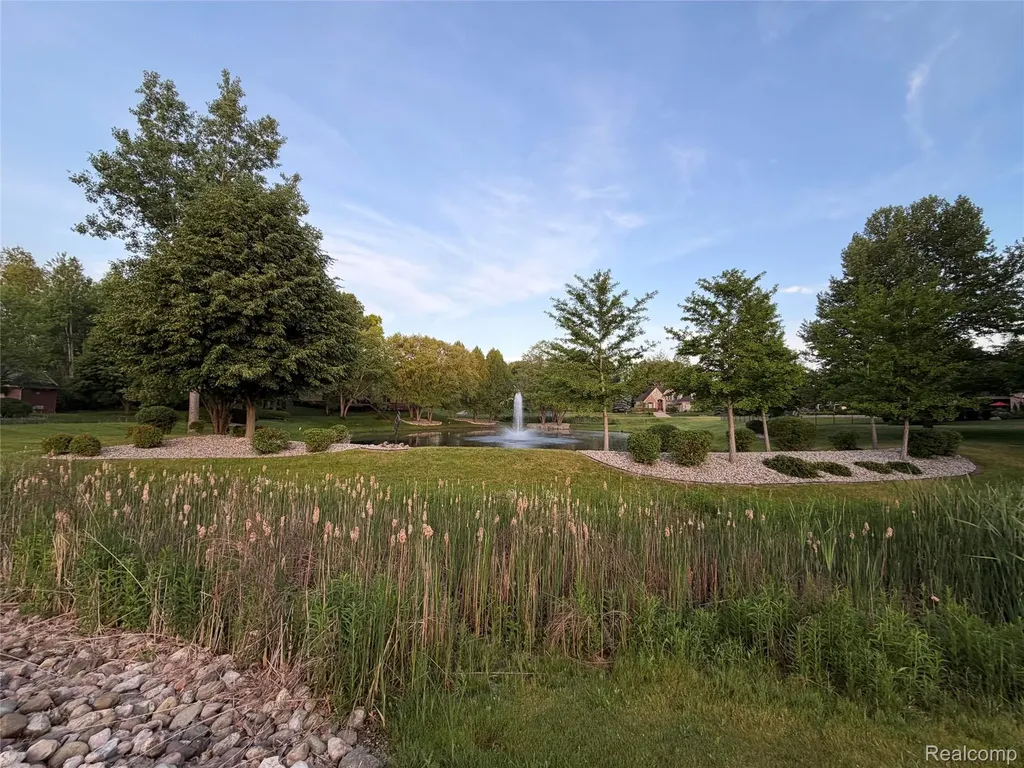 3604 Bay Harbor Drive Brighton Township MI 48114