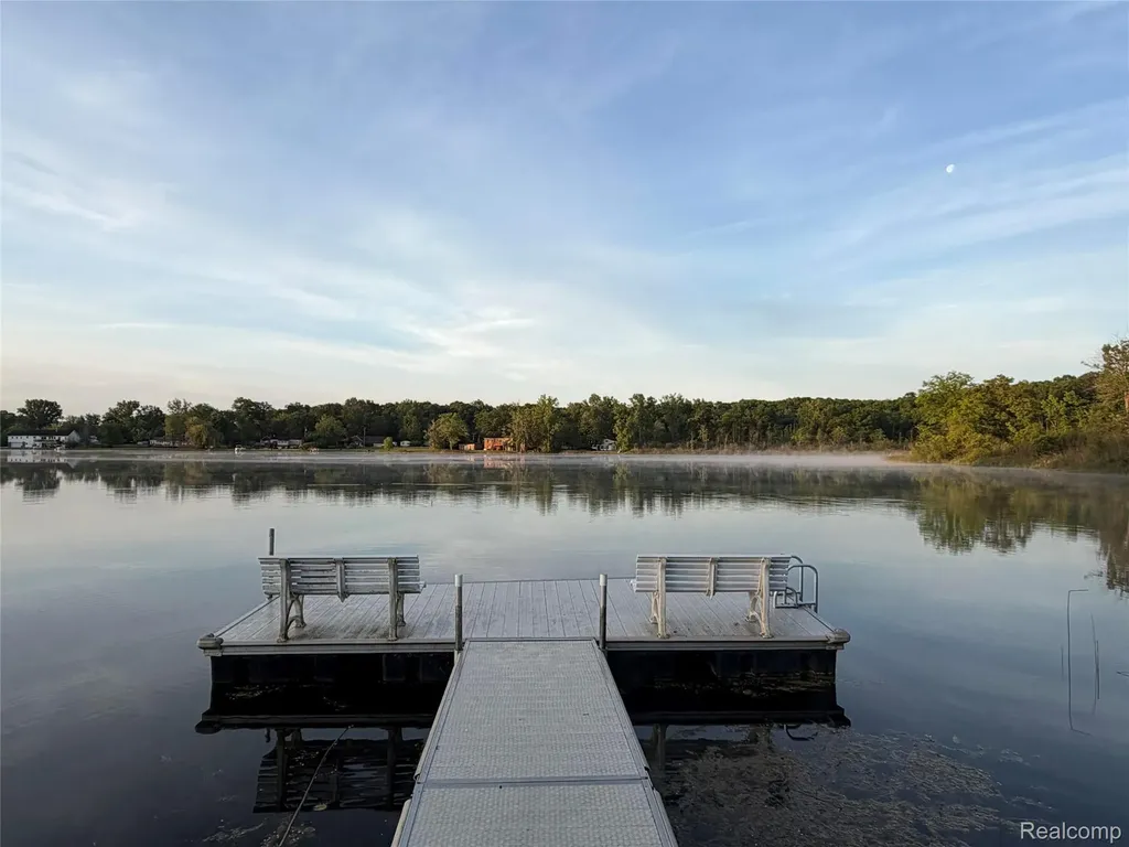 3604 Bay Harbor Drive Brighton Township MI 48114