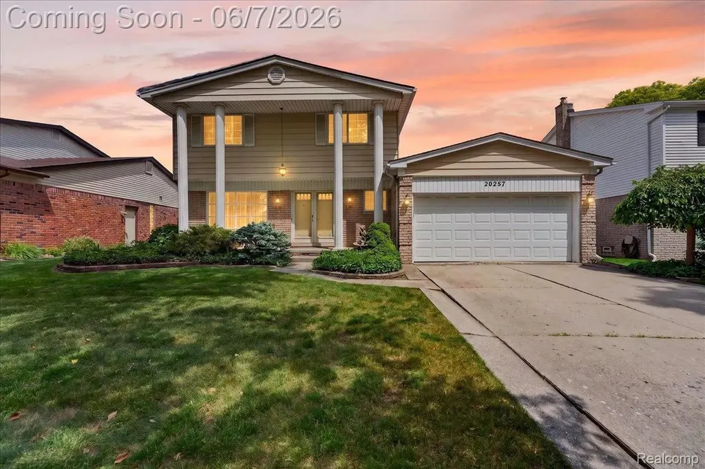 20257 Coachwood Road W Riverview City MI 48193