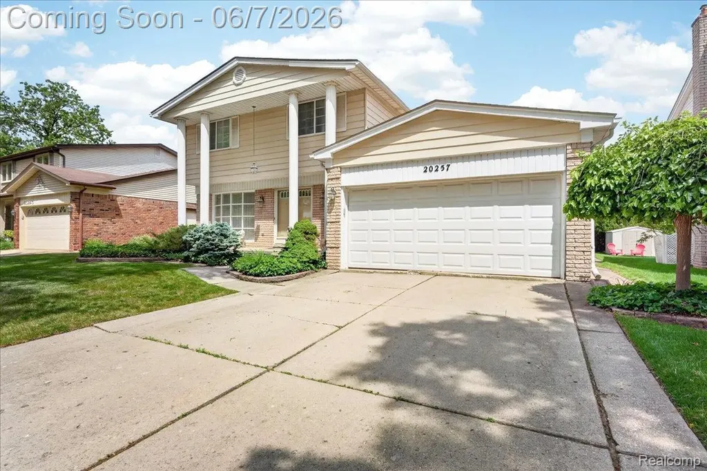 20257 Coachwood Road W Riverview City MI 48193