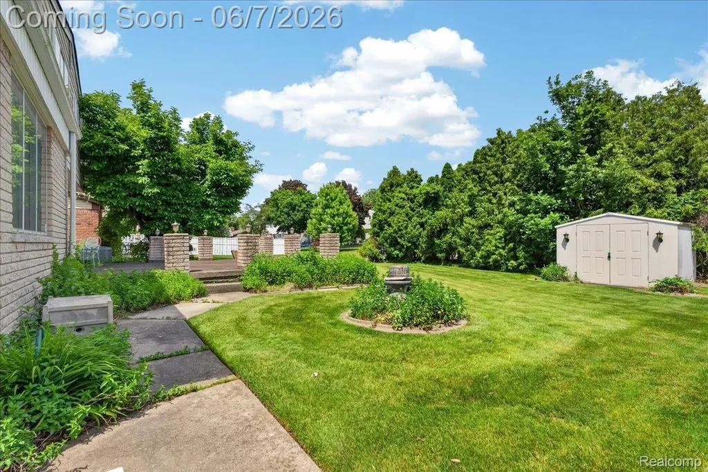 20257 Coachwood Road W Riverview City MI 48193