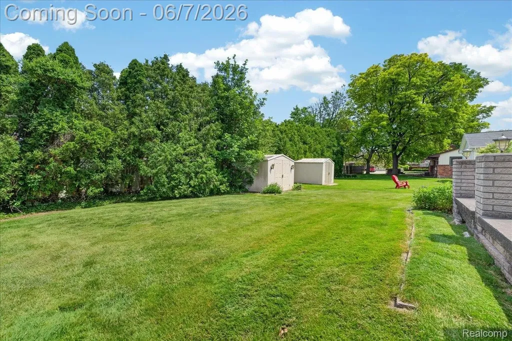 20257 Coachwood Road W Riverview City MI 48193