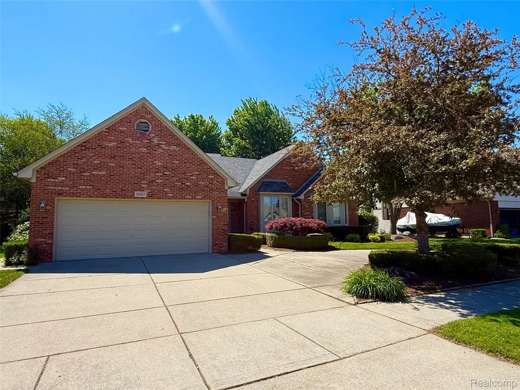 46557 Glen Pointe Drive Shelby Charter Township MI 48315