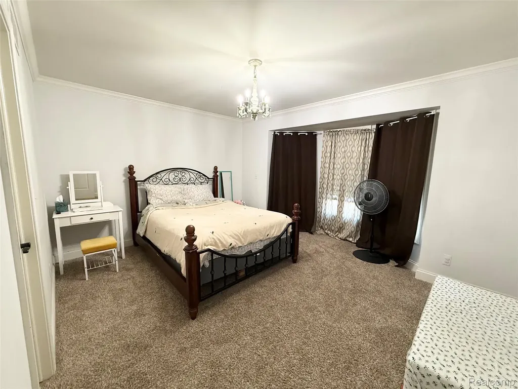 46557 Glen Pointe Drive Shelby Charter Township MI 48315