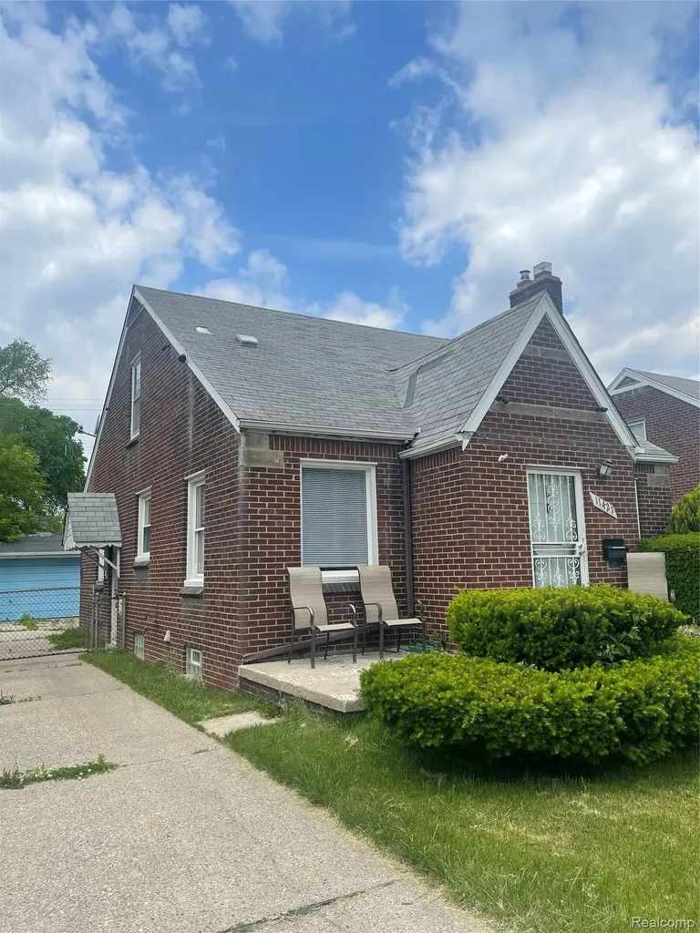 11421 Rossiter Street E Detroit City MI 48224