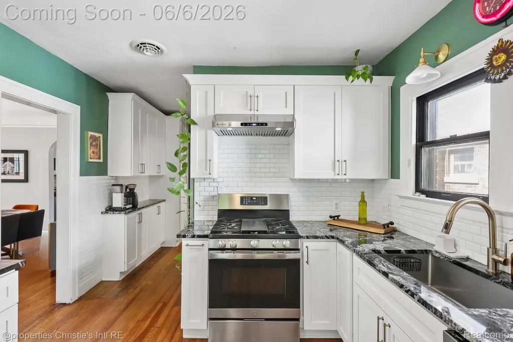 2239 Atkinson Street Detroit City MI 48206
