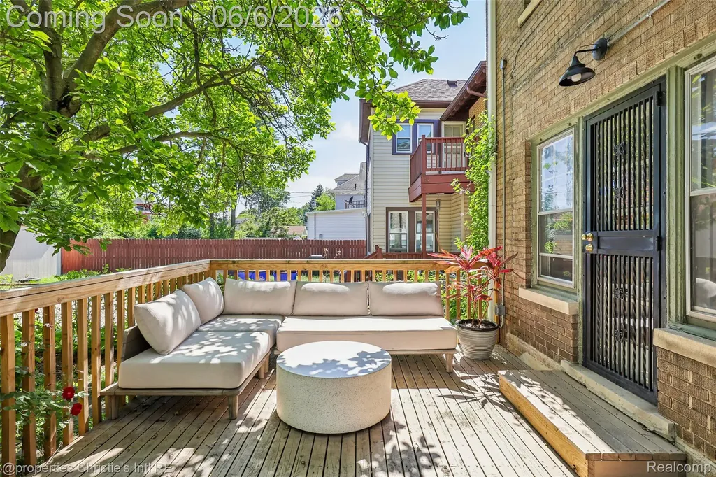 2239 Atkinson Street Detroit City MI 48206