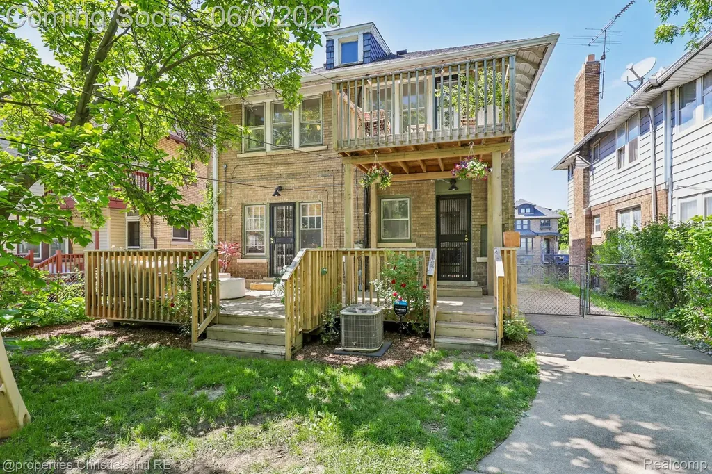 2239 Atkinson Street Detroit City MI 48206