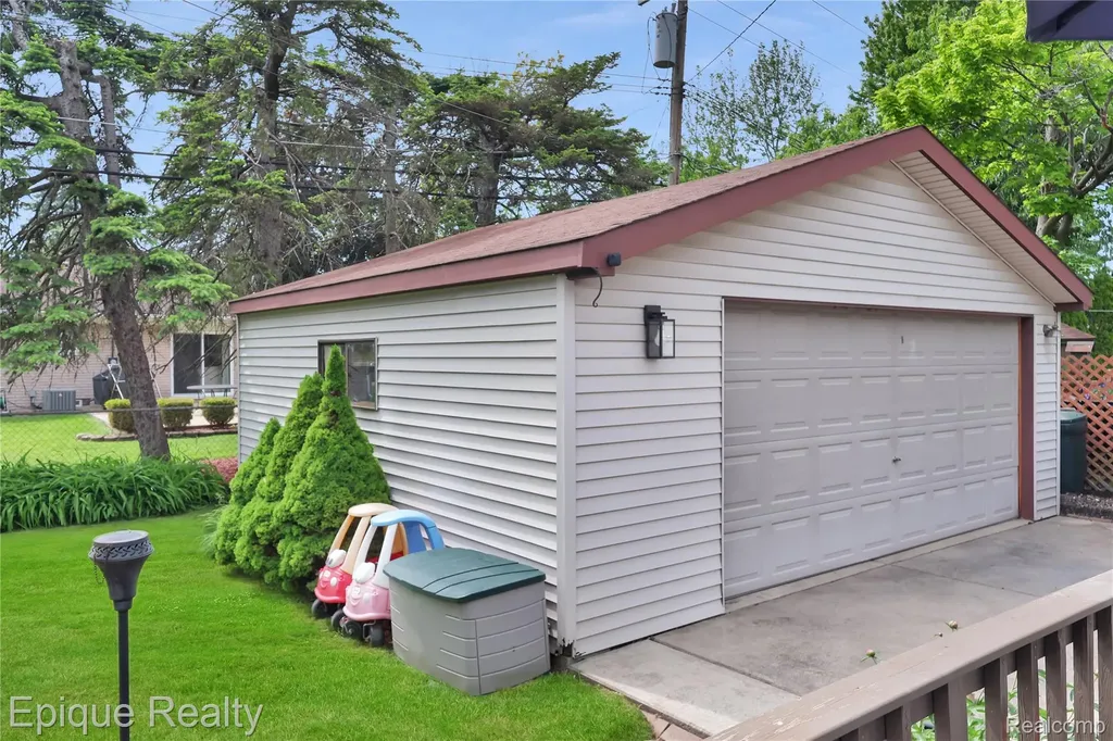 38243 Jonathan Street Clinton Charter Township MI 48036
