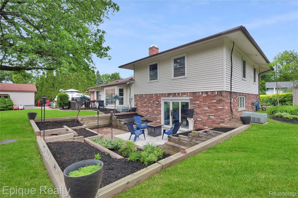 38243 Jonathan Street Clinton Charter Township MI 48036