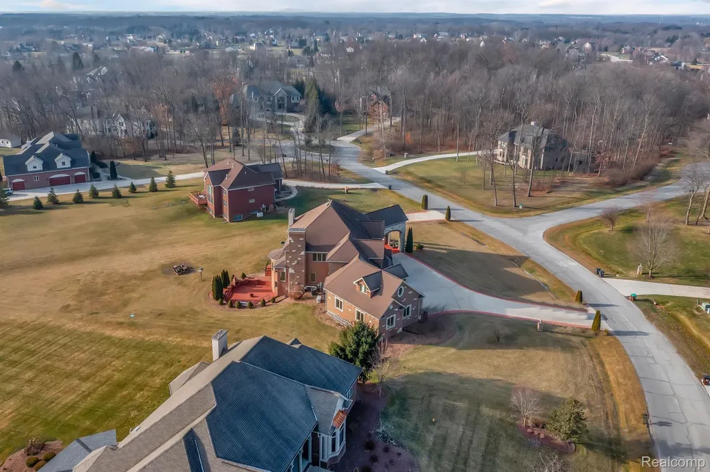 277 Brittany Lane Saline City MI 48176