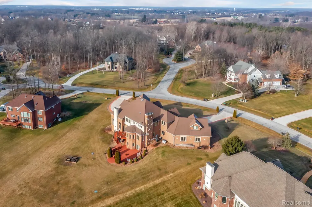 277 Brittany Lane Saline City MI 48176