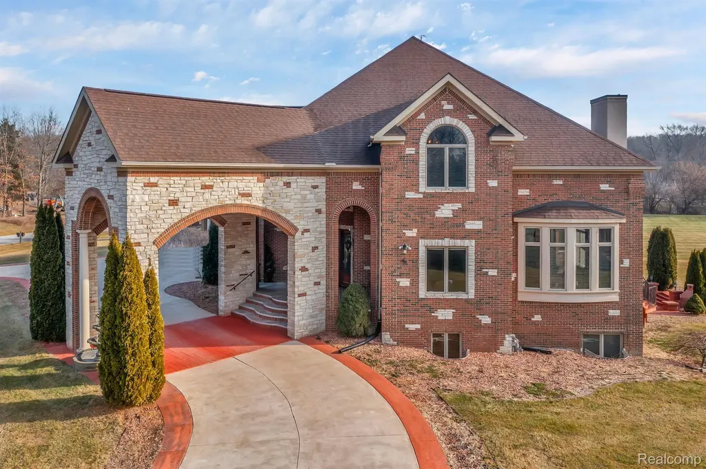 277 Brittany Lane Saline City MI 48176