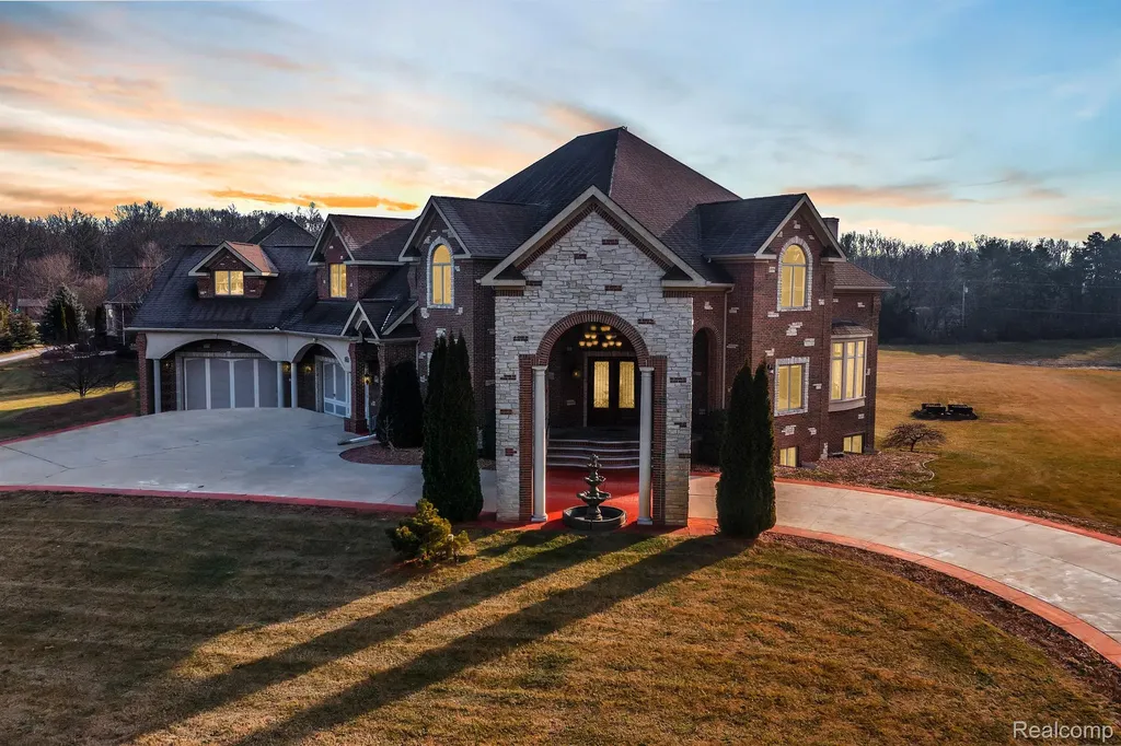 277 Brittany Lane Saline City MI 48176