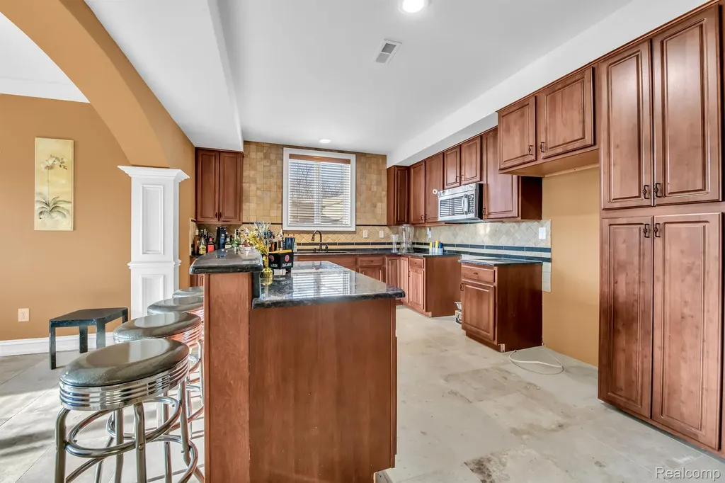 277 Brittany Lane Saline City MI 48176