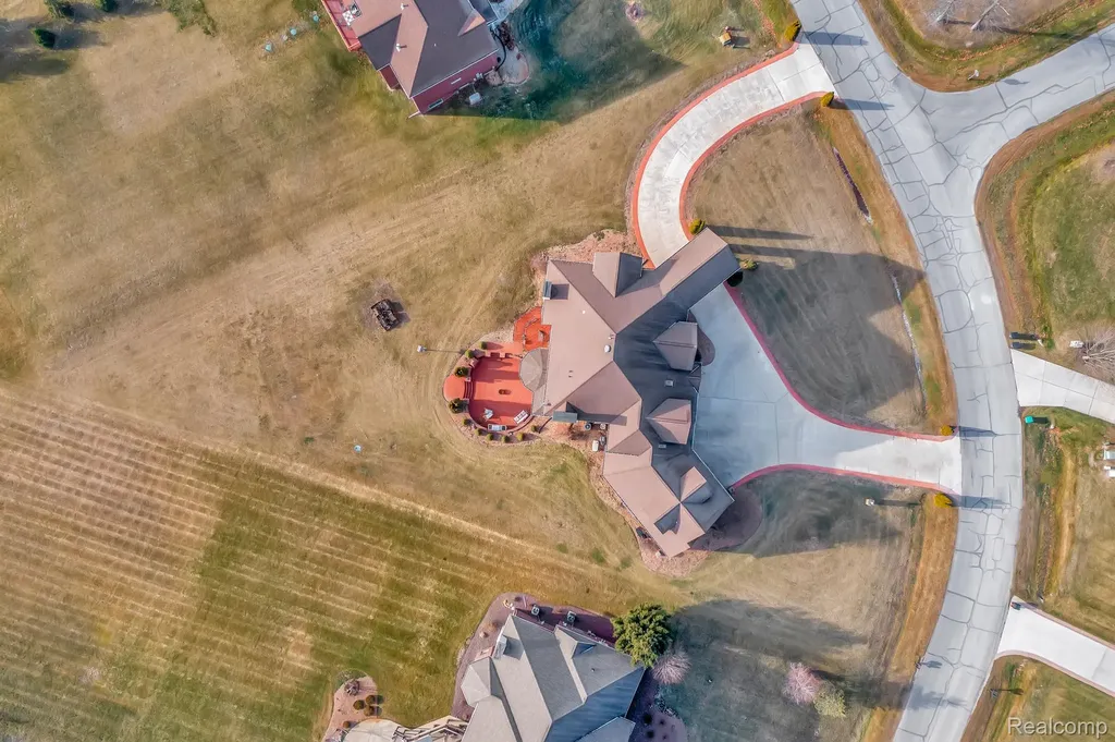 277 Brittany Lane Saline City MI 48176