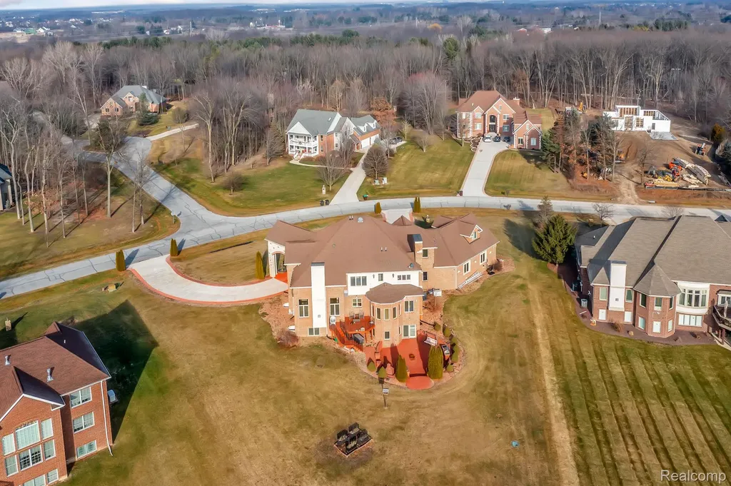 277 Brittany Lane Saline City MI 48176