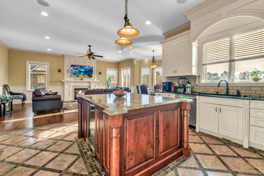 277 Brittany Lane Saline City MI 48176